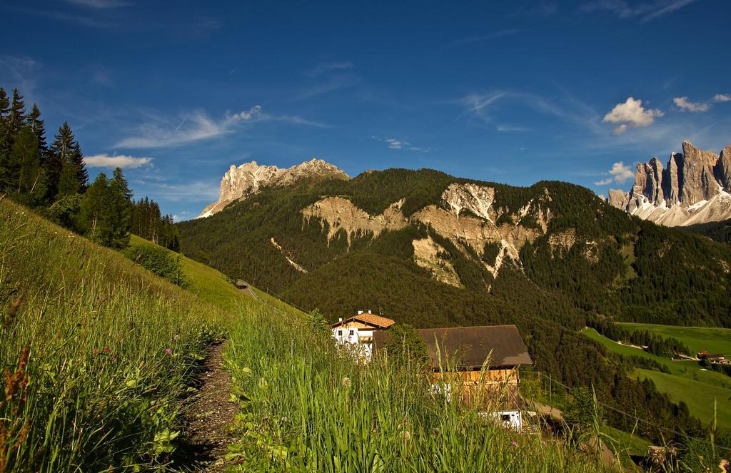 Putzerhof Aparthotel Funes  Exterior foto