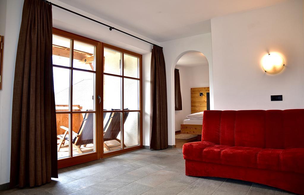 Putzerhof Aparthotel Funes  Exterior foto